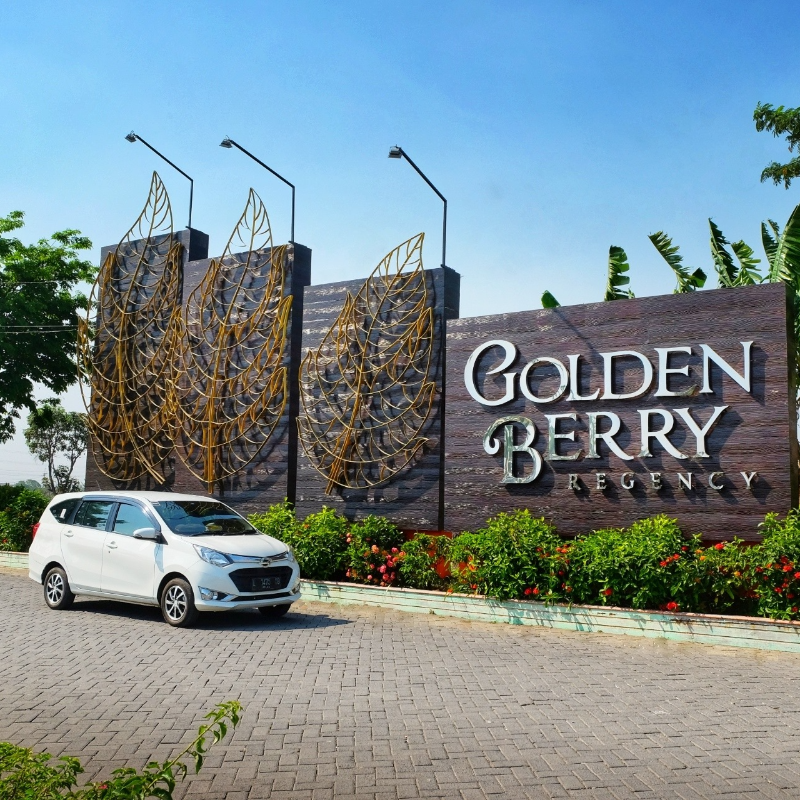 Golden Berry Regency